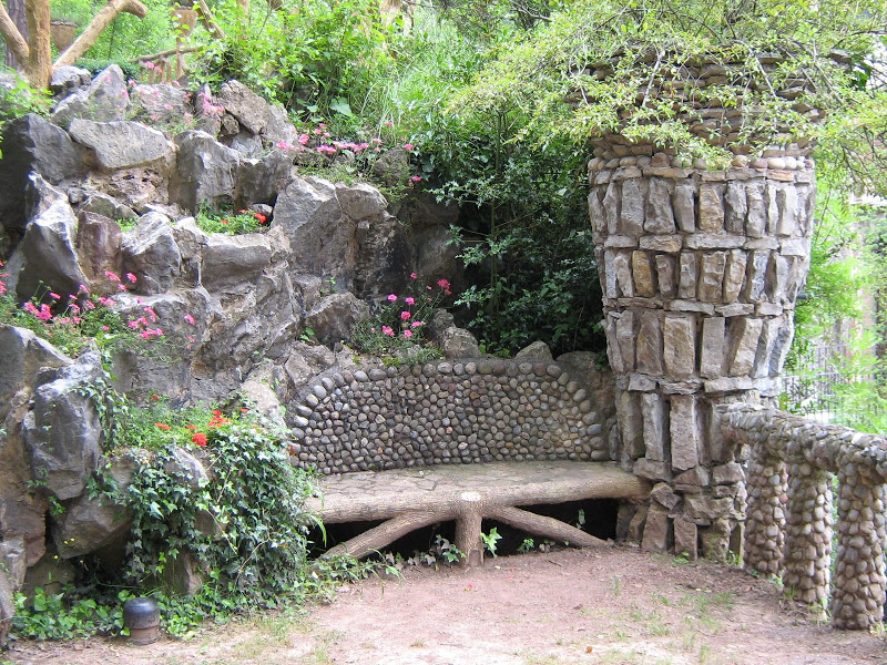 Illustration for article titled The World's Strangest and Most Magnificent Gardens